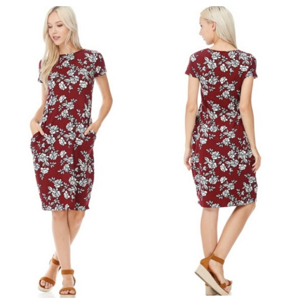 Short Sleeve Flower Dress in Wine - Picture 4 of 7